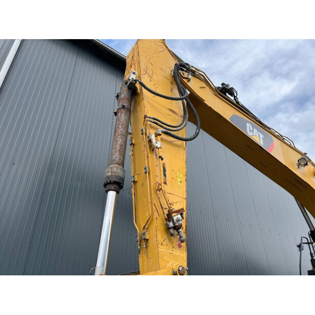 2011 كاتربيلر 329E L-43090836