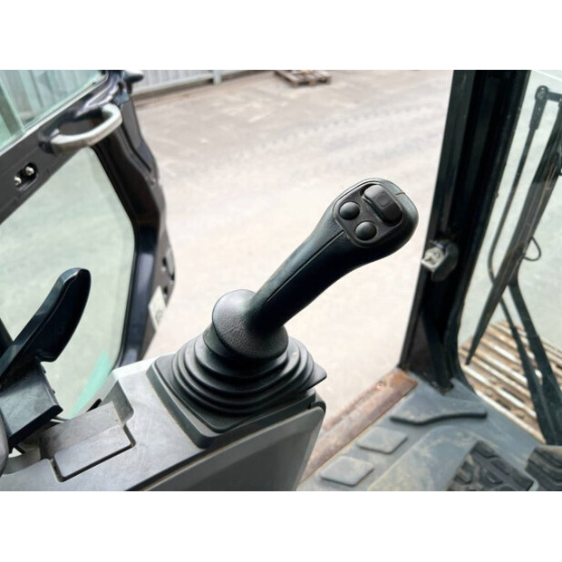 2011 كاتربيلر 329E L-43090859