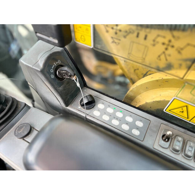 2011 كاتربيلر 329E L-43090860