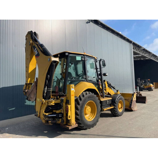 2017 Caterpillar 432F2-43091180