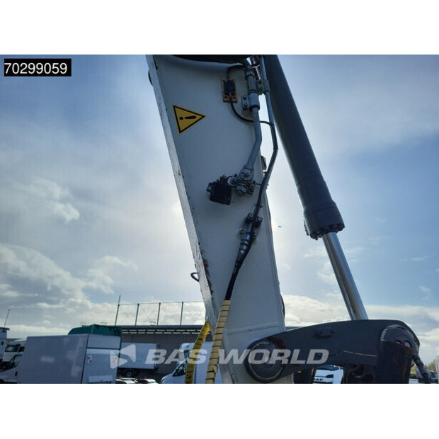 2016 Liebherr R924-43091565