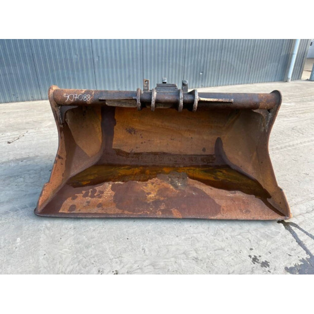 2011 فولفو S1-43093143