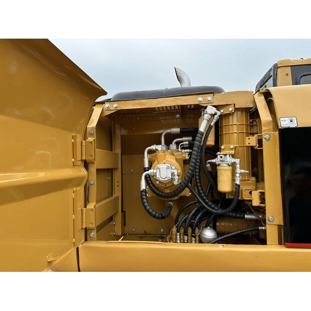 2015 Caterpillar 320BL-43094420