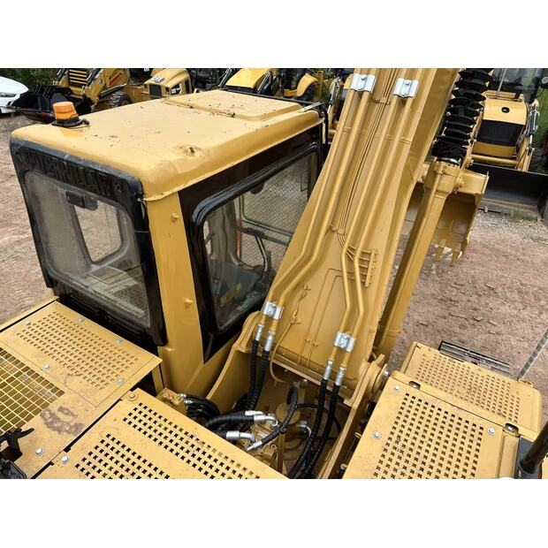 2015 Caterpillar 320BL-43094423