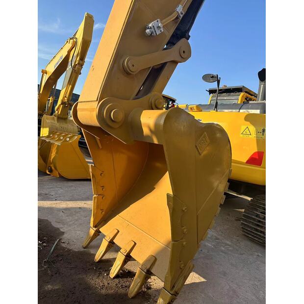 2024 Caterpillar 336D2L-43094452