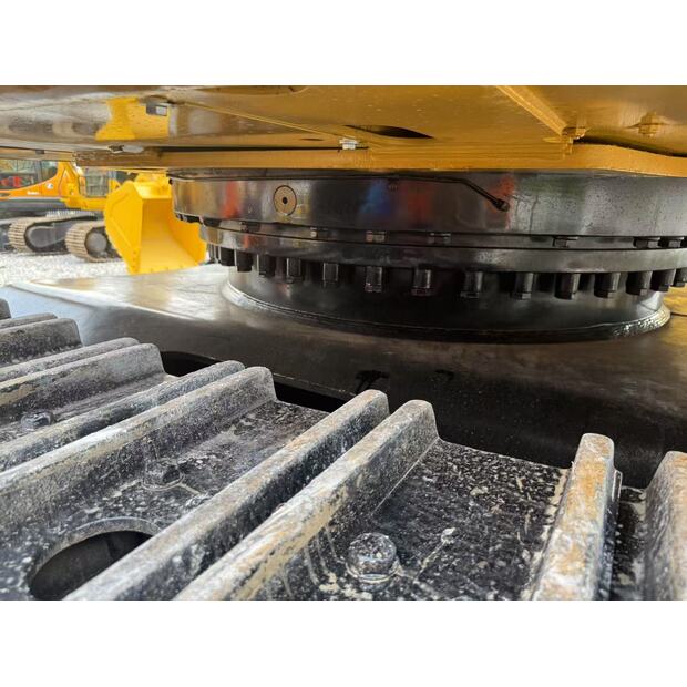 2024 Caterpillar 340D2L-43094498