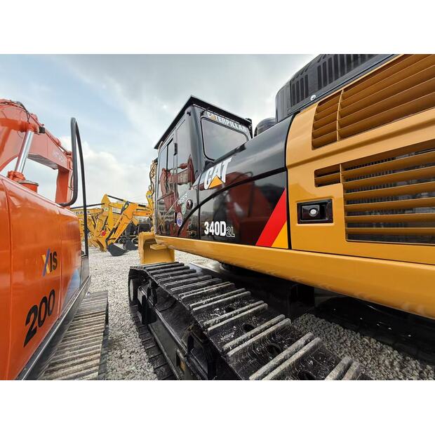 2024 Caterpillar 340D2L-43094499