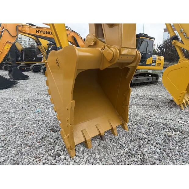 2024 Caterpillar 340D2L-43094505