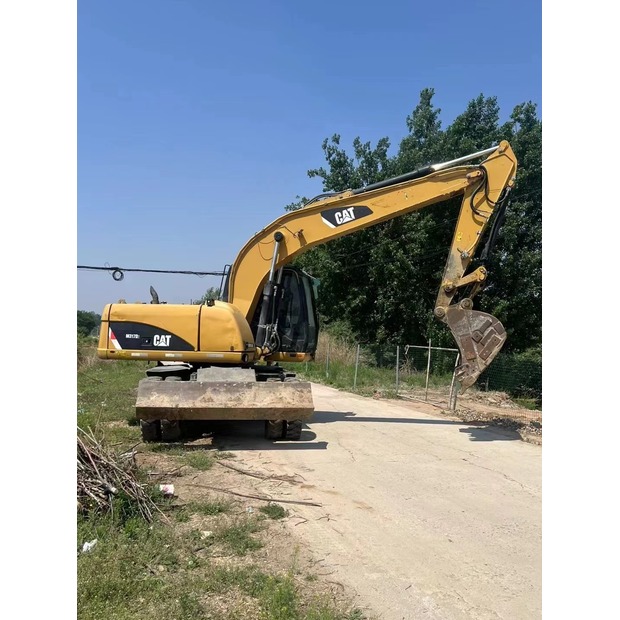 2019 Caterpillar M317D-43094624