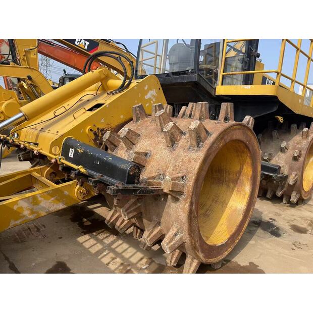 2019 Caterpillar 826-43094633