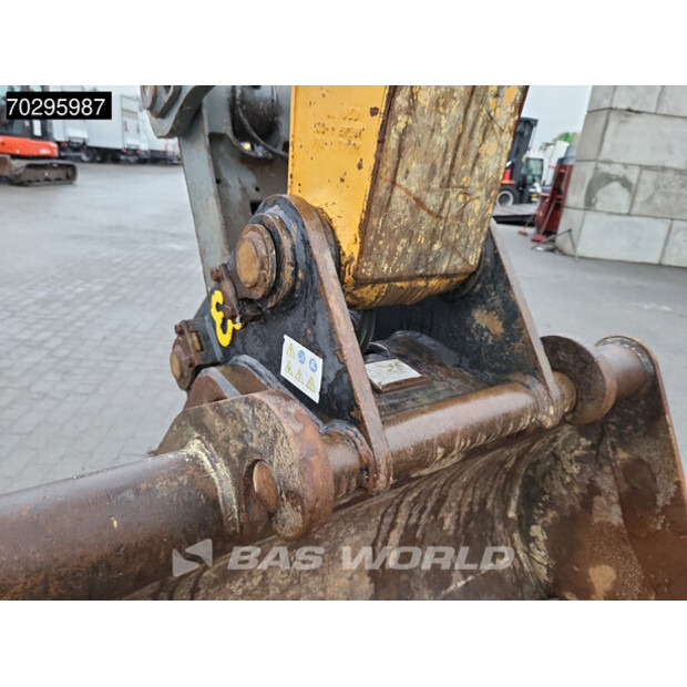 2016 ليبهير R922LC-43095212