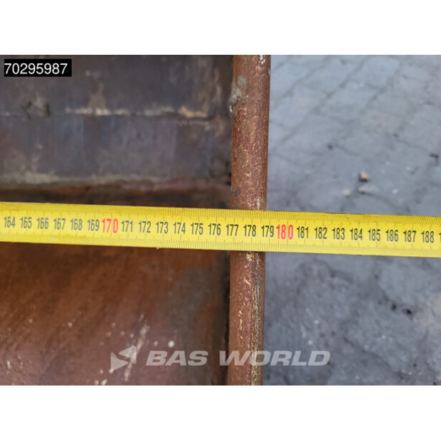 2016 ليبهير R922LC-43095215