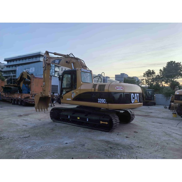 2018 كاتربيلر 320CL-43095458