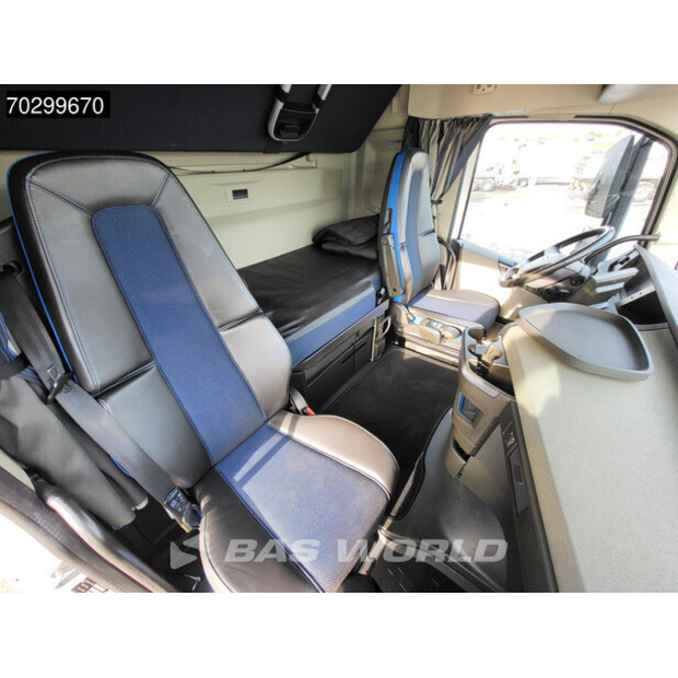 2023 فولفو FH500-43096774