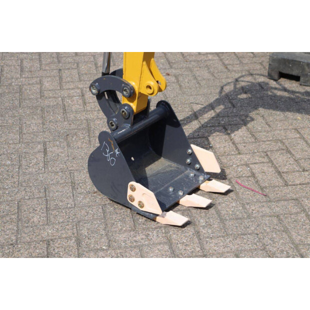 2025 Infront YFE12-43096829