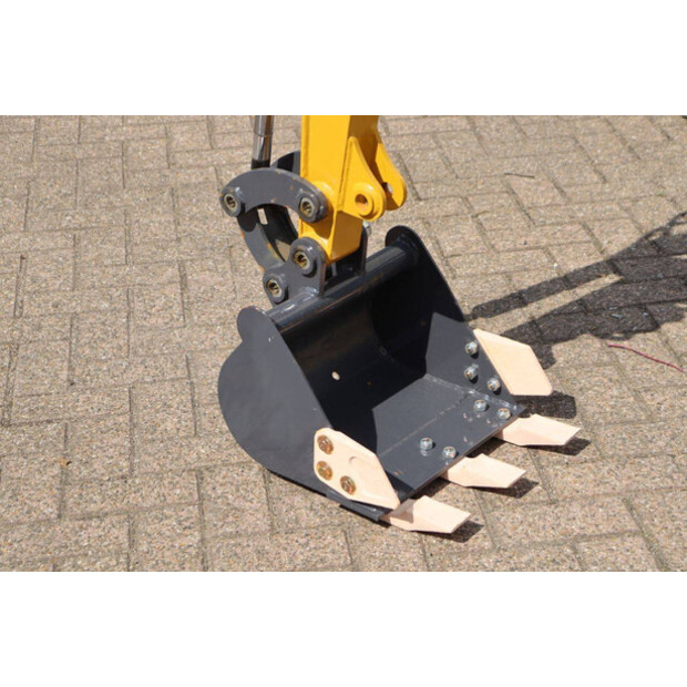 2025 Infront YFE12-43096863