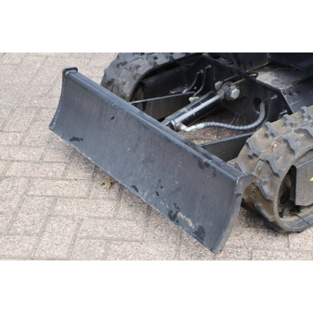 2025 Miva VA13-43096908