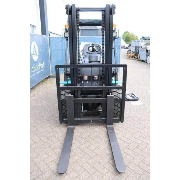 2025 LTMG FD40-43096994