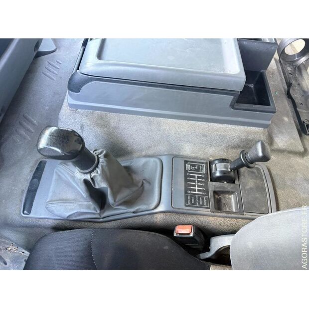 2006 رينو PREMIUM-43112657