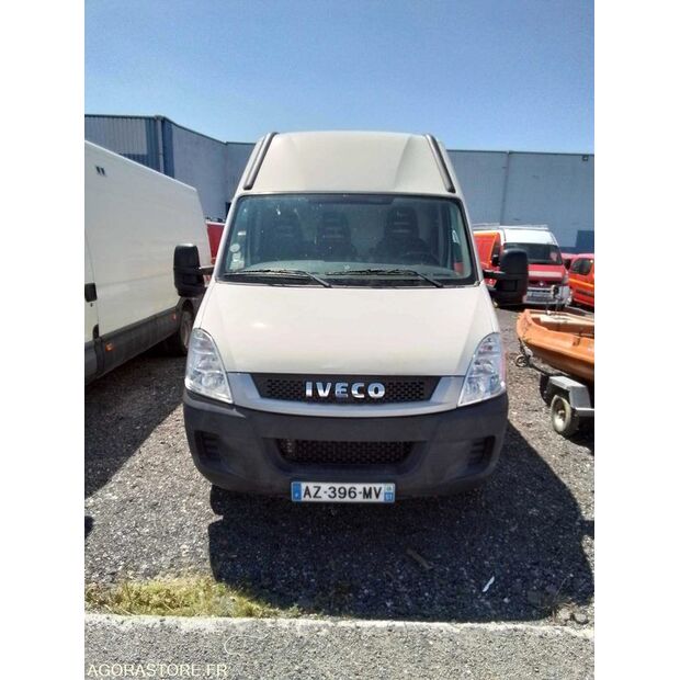 2010 Iveco 35C15-43112741