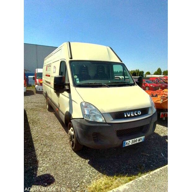 2010 Iveco 35C15-43112745