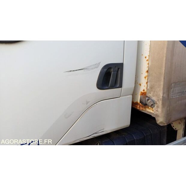 2012 Renault Midlum-43113079