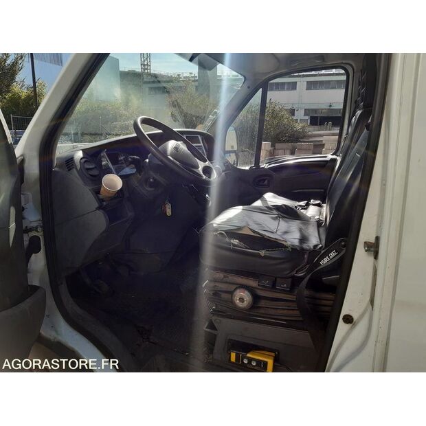 2010 Iveco 35S13-43113152