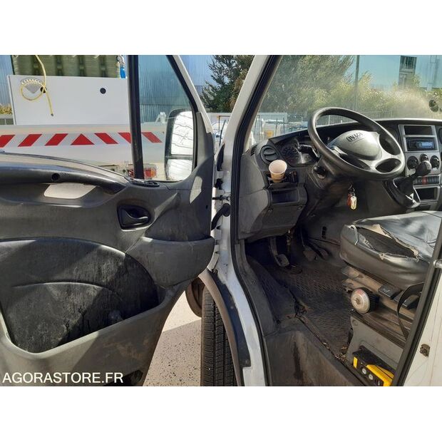 2010 Iveco 35S13-43113153