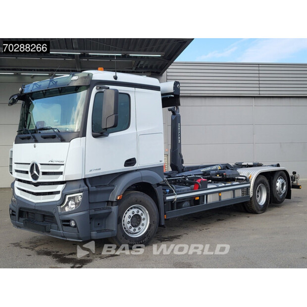 2022 Mercedes-Benz Actros 2745-43113412