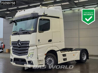 صورة ل شاحنات 2020 مرسيدس بنز Actros 1842