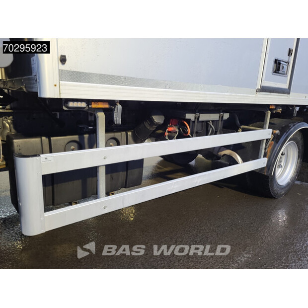 2017 مرسيدس بنز Atego 1330-43113652