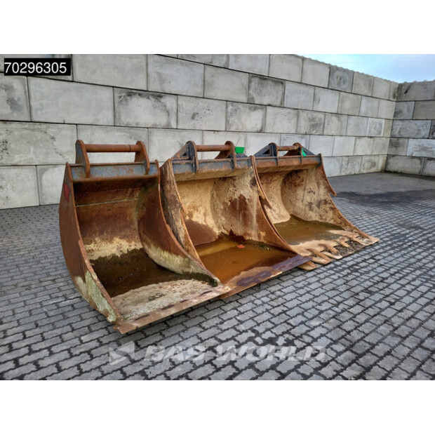 2015 كوماتسو PC360LC-10-43113789