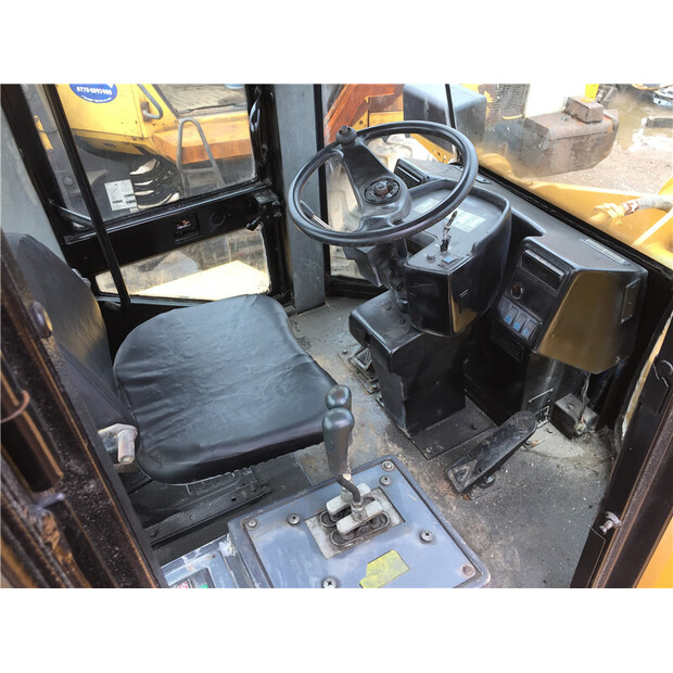 2022 كاتربيلر 966F-43114031