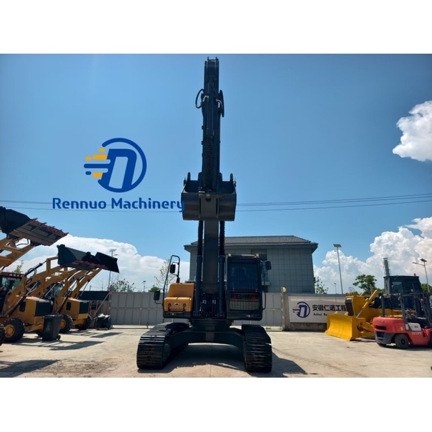 2023 هيونداي 305LC-9T-43114088