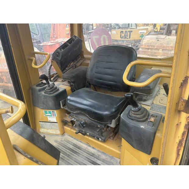 2019 Caterpillar D3G-43114104
