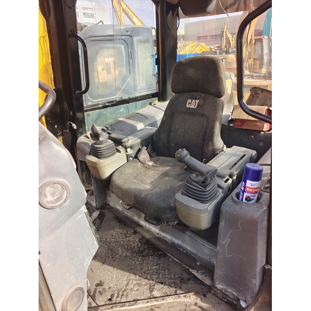 2020 كاتربيلر D3K-43114111