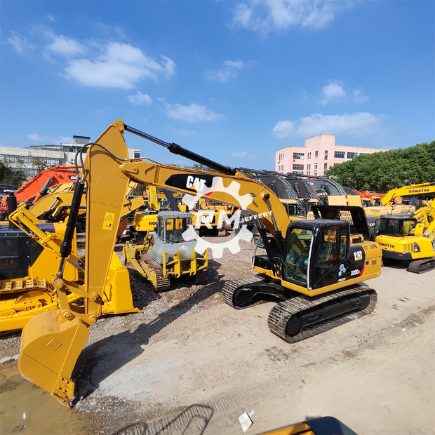 2022 Caterpillar 320D2L-43114151