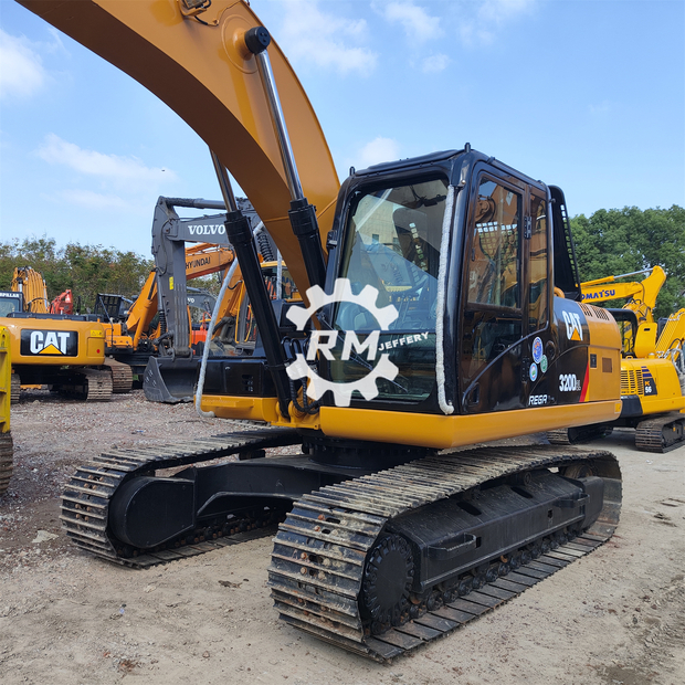 2022 Caterpillar 320D2L-43114154