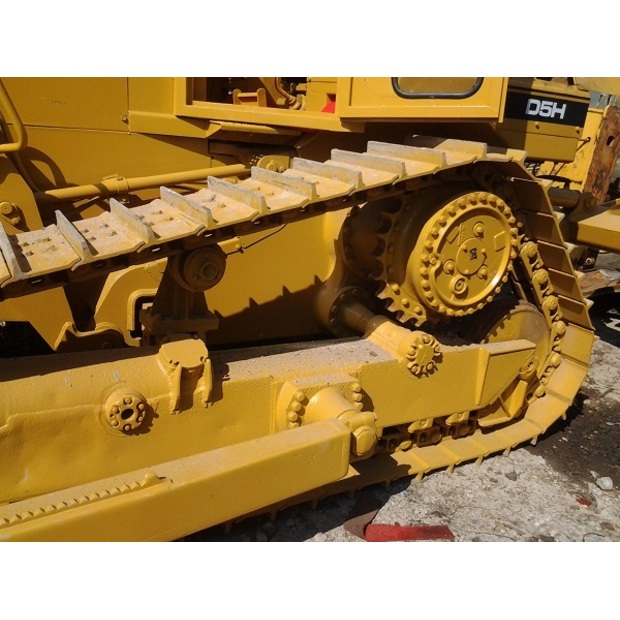 2021 كاتربيلر D5H-43114275