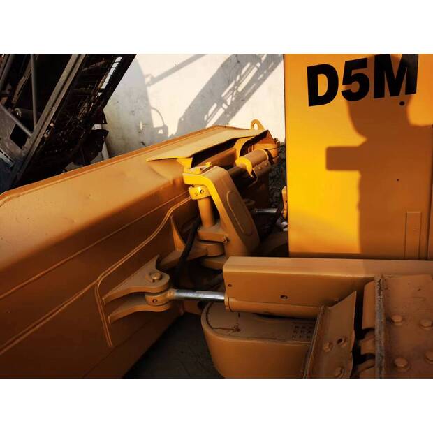 2023 كاتربيلر D5M-43114299