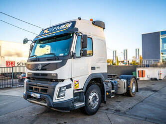 صورة ل رؤوس شاحنات 2015 فولفو FMX 460