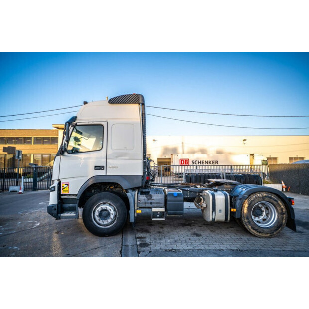 2015 فولفو FMX 460-43114840