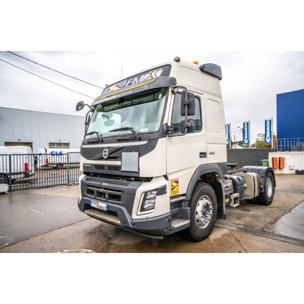 2016 فولفو FMX 460-43114869