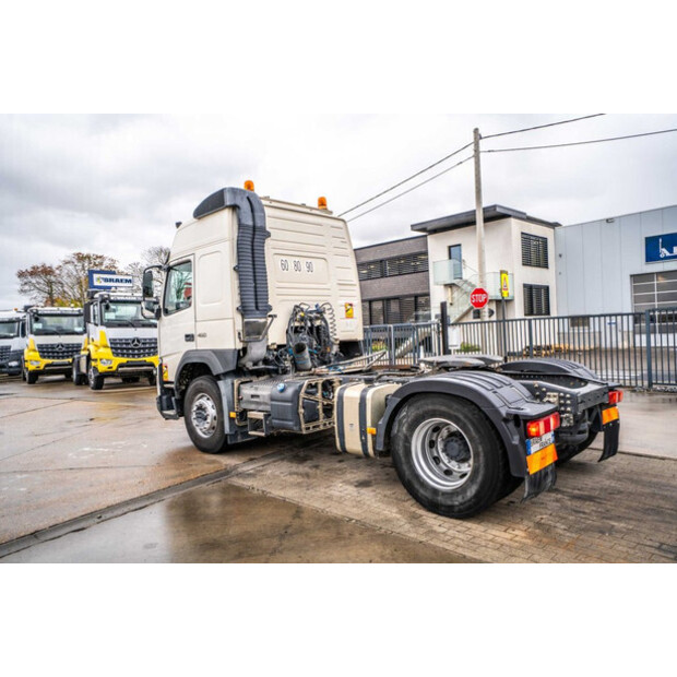 2016 فولفو FMX 460-43114871