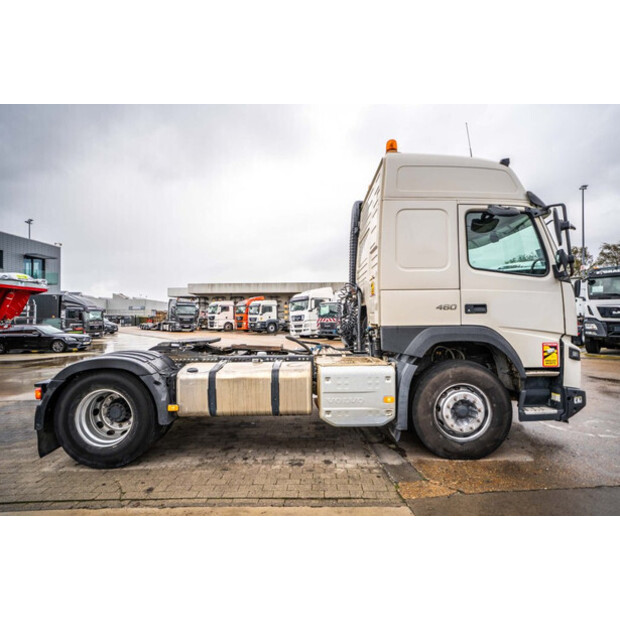 2016 فولفو FMX 460-43114875