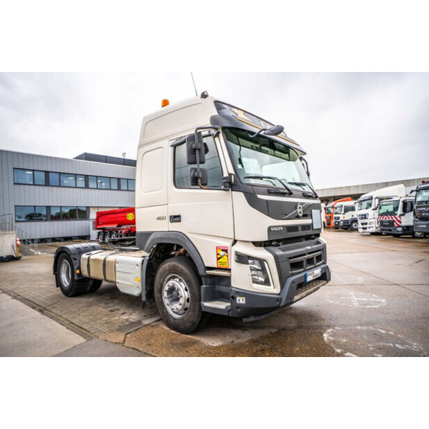 2016 فولفو FMX 460-43114877