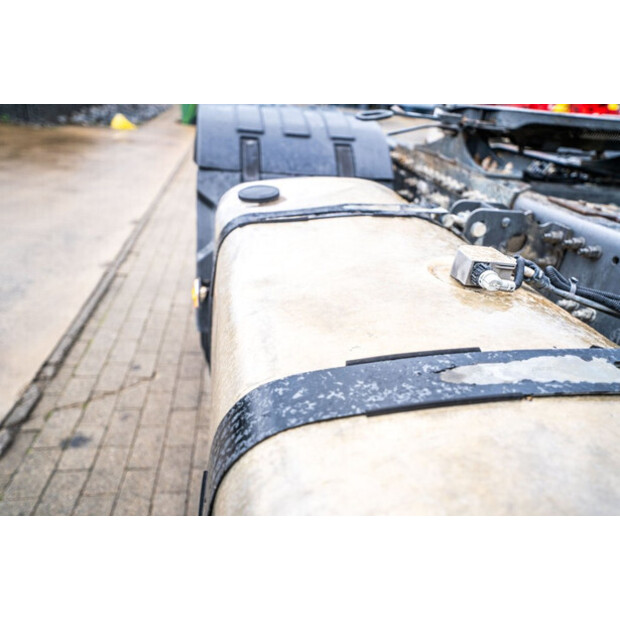 2016 فولفو FMX 460-43114881