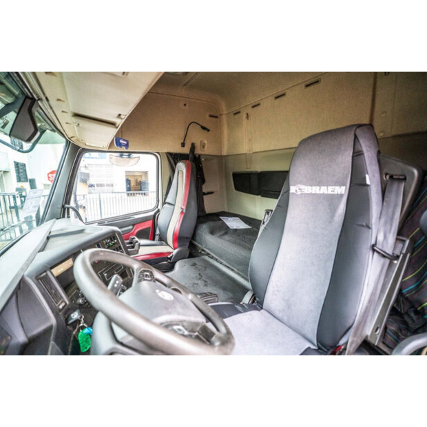 2016 فولفو FMX 460-43114890