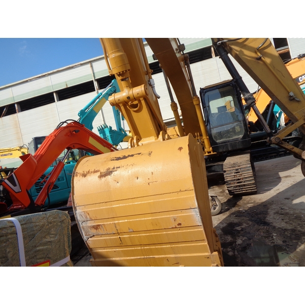 2019 Caterpillar 320CL-43115625