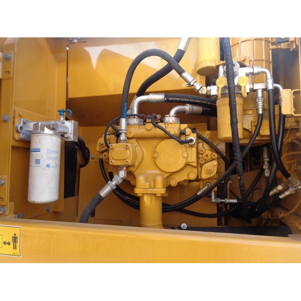 2021 Caterpillar 320D-43115644